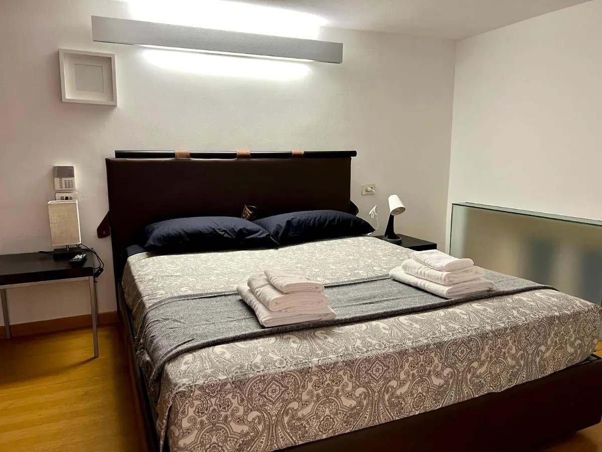 * * Luxury Bijoux In Brera - Centre Of Milan * * Apartment Italy